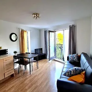 Lovely 5 Sleeper Flat - Upper Clapton Apartment