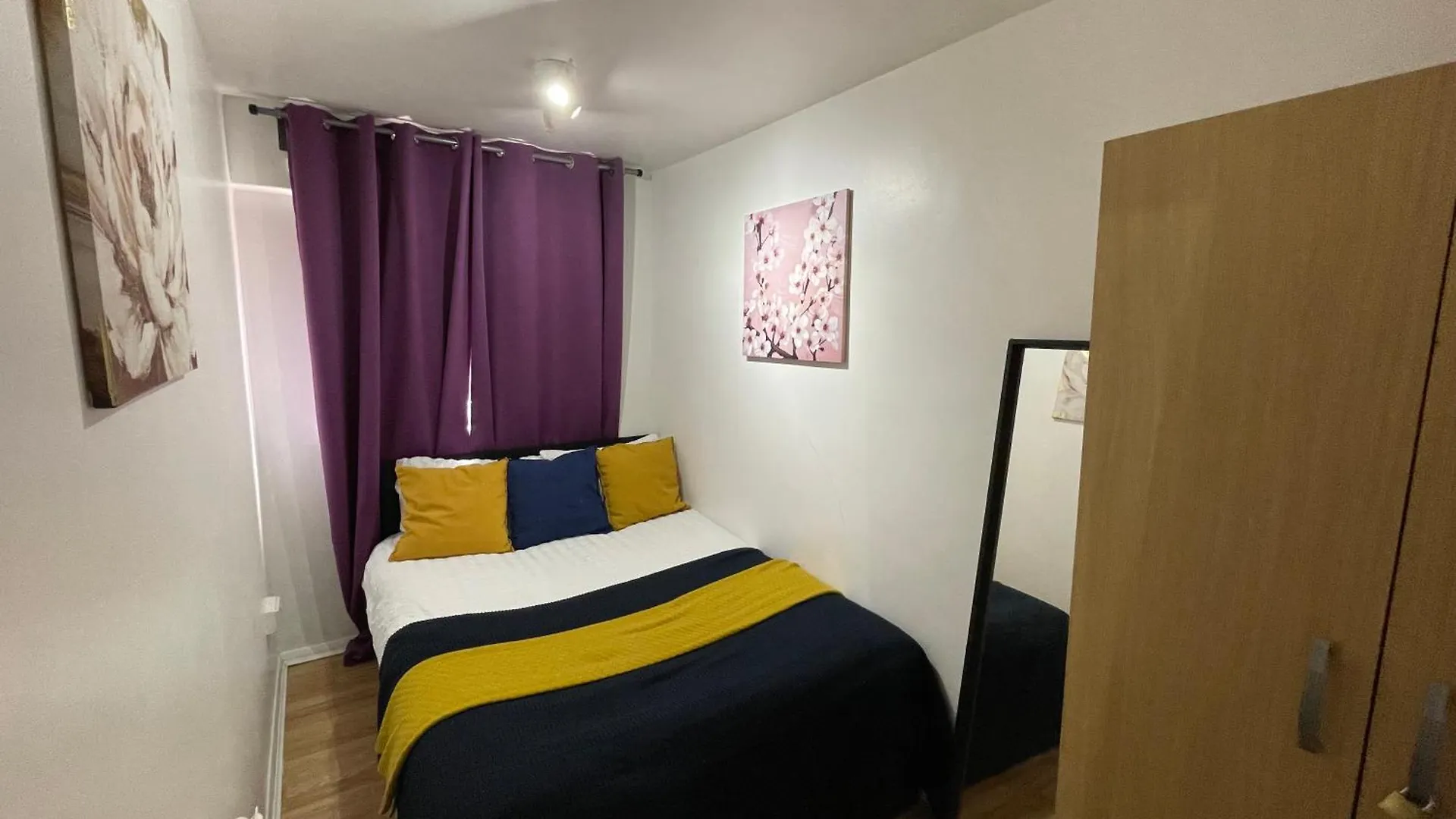 London Stratford 3 Bedrooms House, Separate Reception, Close To Abba, Westfield, Olympic Stadium 0*,