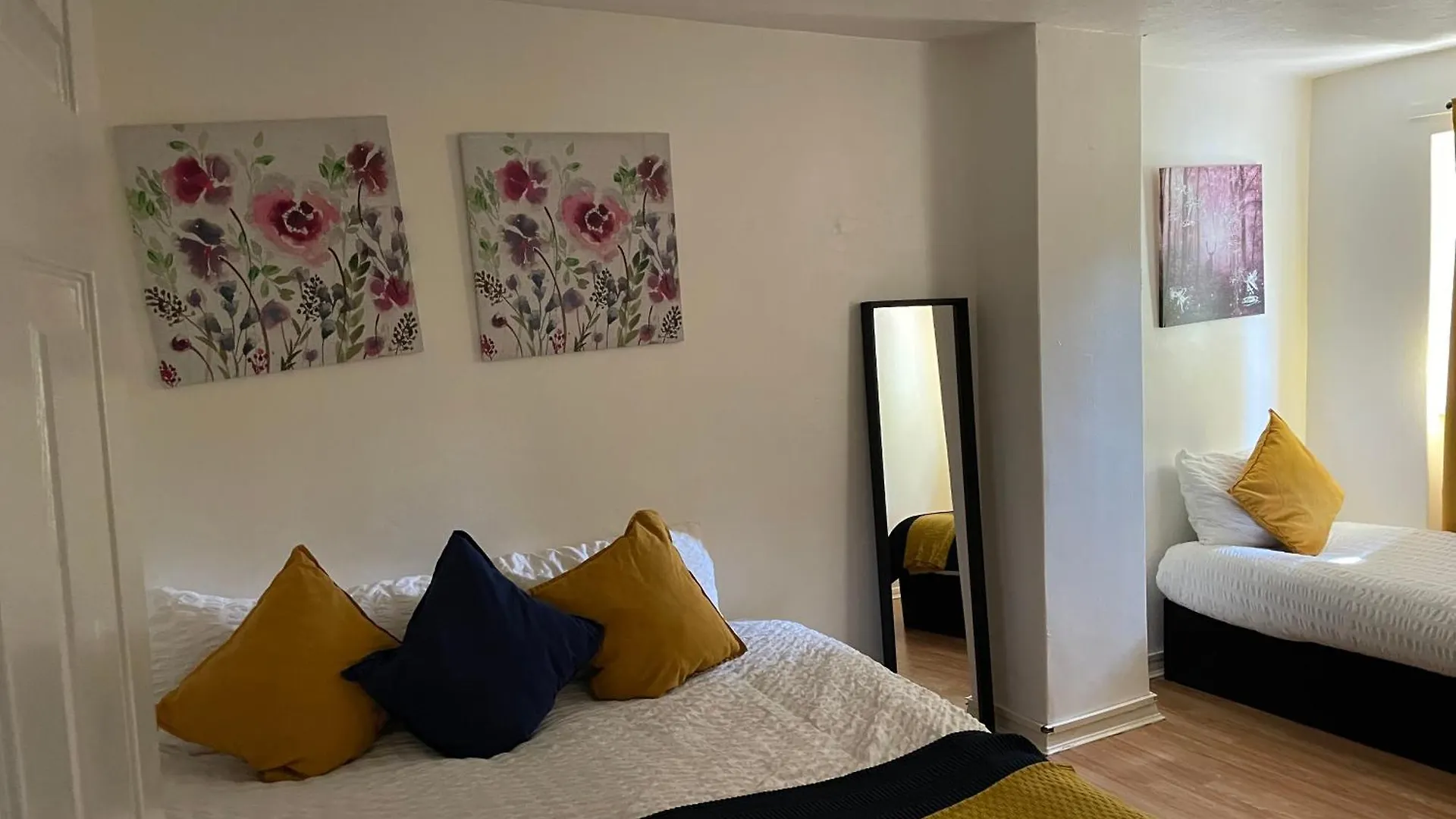 London Stratford 3 Bedrooms House, Separate Reception, Close To Abba, Westfield, Olympic Stadium Apartment